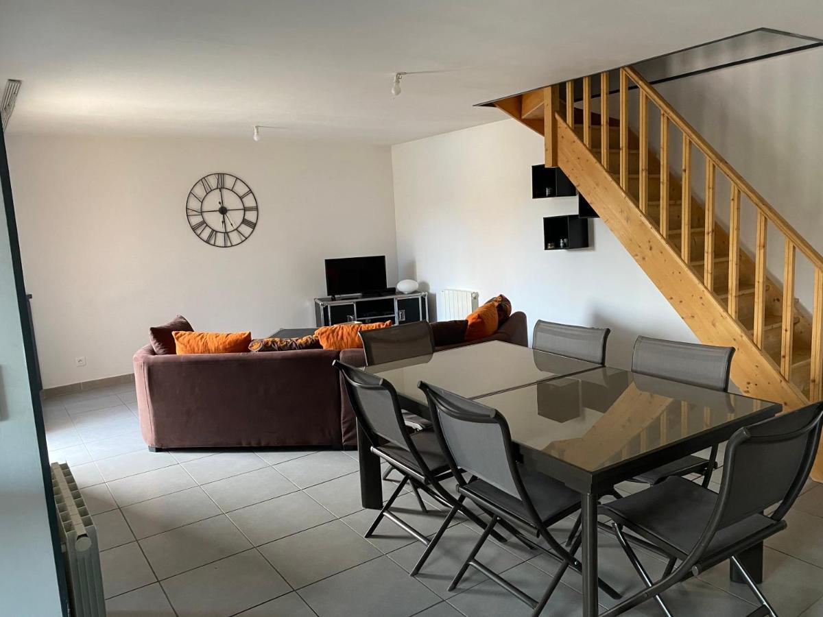 Logement calme à la campagne Vila Thennes Exterior foto
